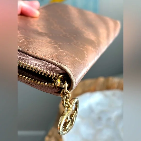 Gucci Metallic Zip-Around Leather Wallet - Picture 11 of 13